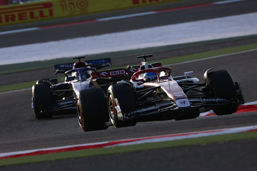 Forma-1, teszt, Bahrein 1. nap, Bottas, Alfa Romeo, Albon, Williams 