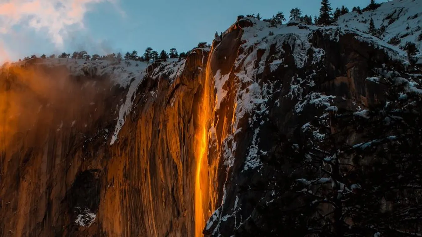 Yosemite tűzzuhatag 