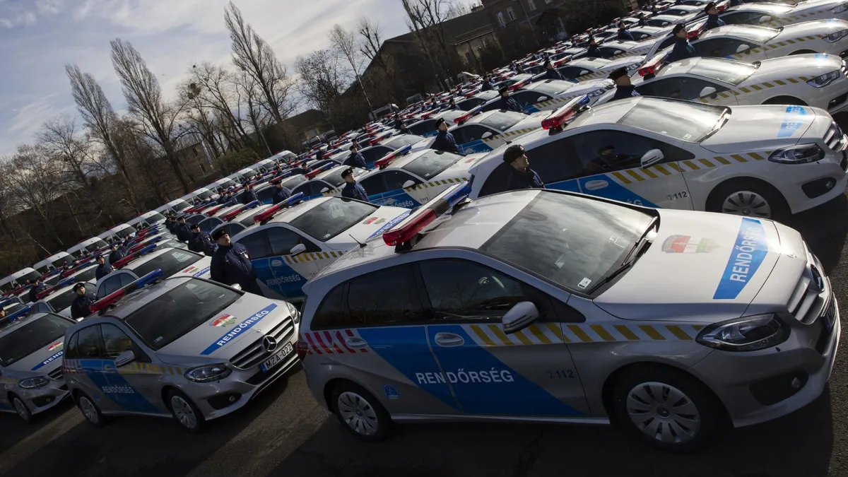 Megismerte az egész világ a magyar rendőrautókat - ORIGO
