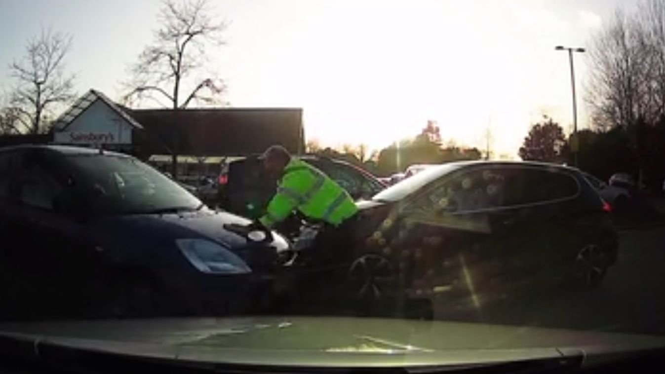 elütött rendőr parkoló Anglia 