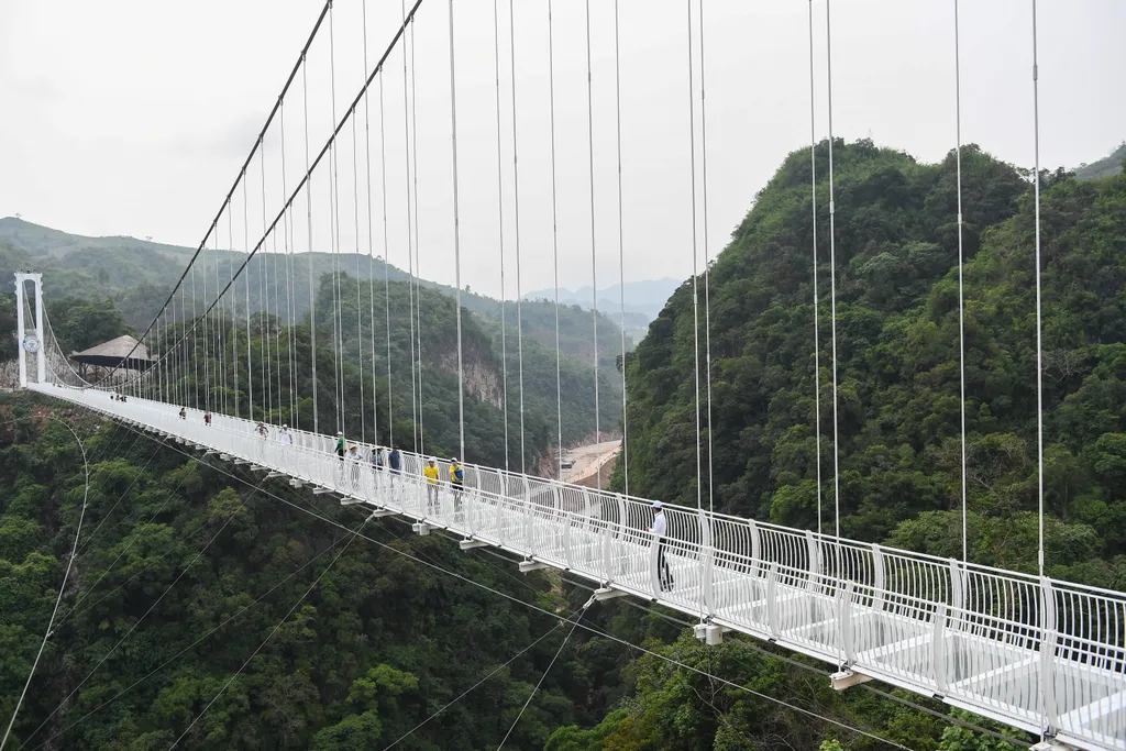 Bach Long üveghíd vietnám, vietnámi üveghíd, híd, vietnam 