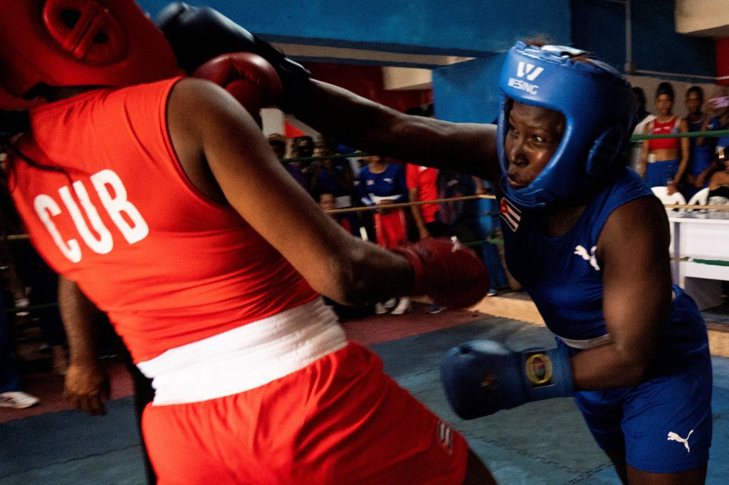 Az első hivatalos női boxmérkőzés egy kubai ökölvívó iskolában, Kuba, box, boksz, ökölvívás, galéria, 2022 