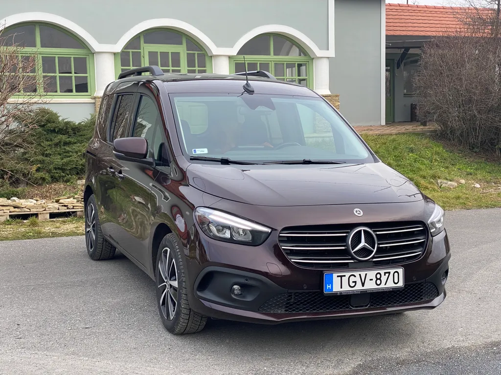 Mercedes-Benz T 180 d teszt (2023) 