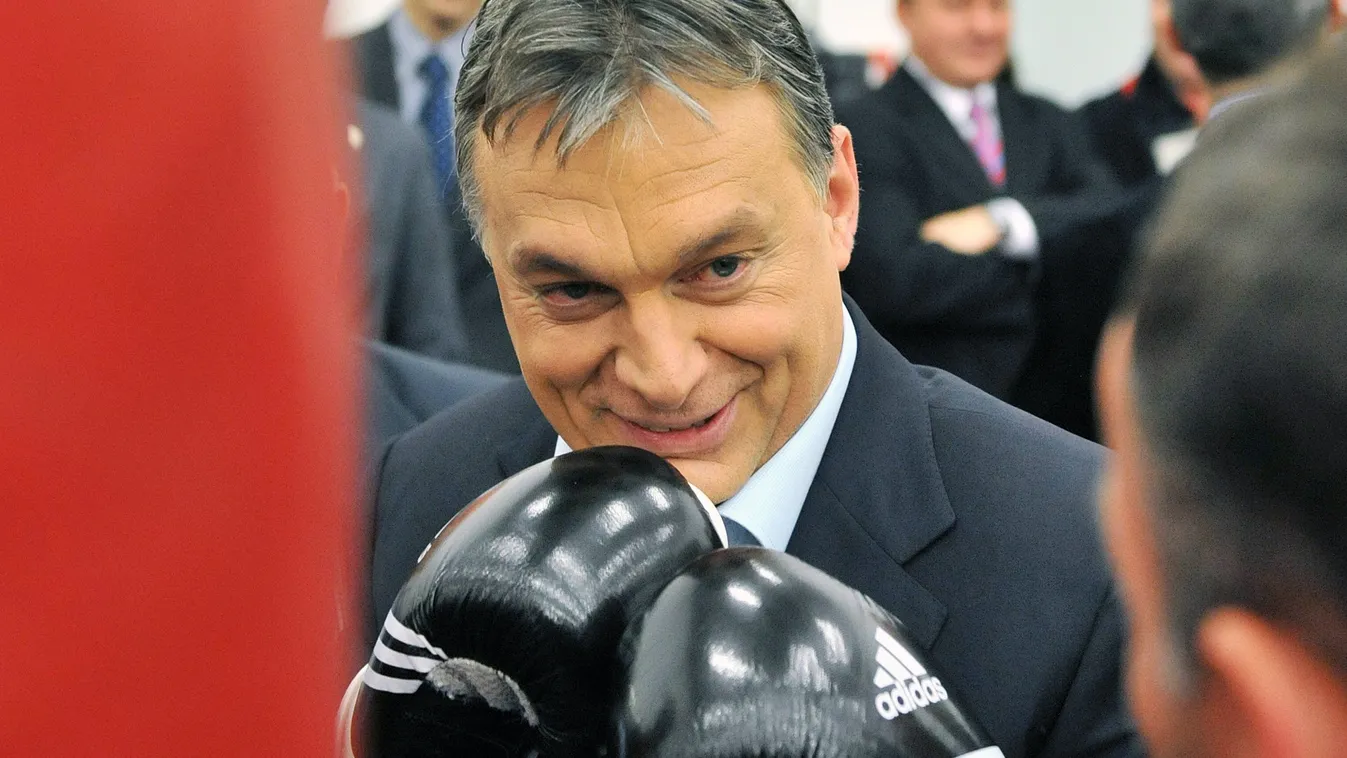 Így adja és kapja a sallereket Orbán Viktor, illusztráció 