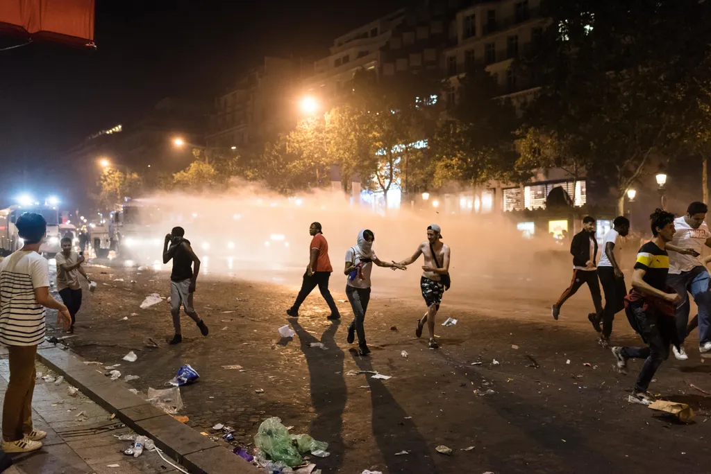 France: Riots erupt in Paris as people celebrate World Cup victory CrowdSpark Samuel Boivin france WORLD CUP fifa world cup soccer VICTORY croatia france croatia FRENCH TEAM equipe de france world champions CHAMPS ELYSEES celebrations party WINNER soccer 