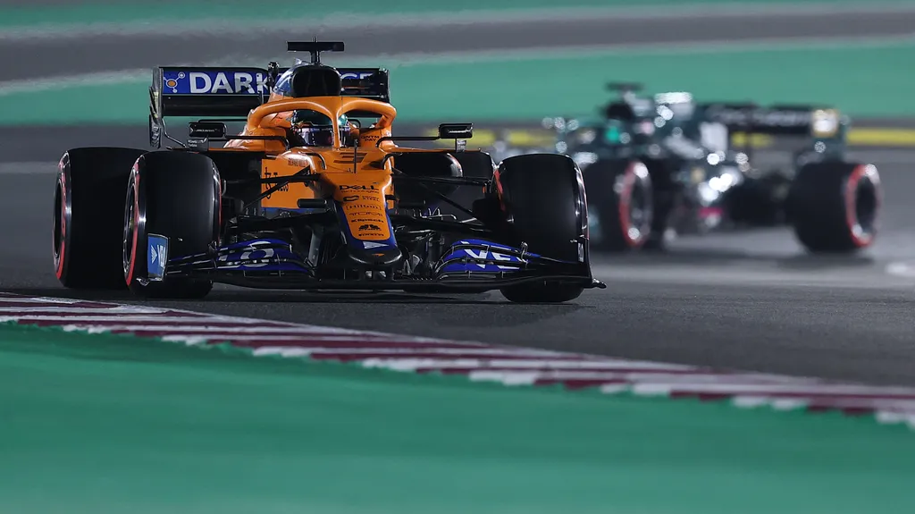 auto-prix Forma-1, Daniel Ricciardo, McLaren, Cunoda Juki, Alpha Tauri, Katari Nagydíj 2021, szombatHorizontal 
