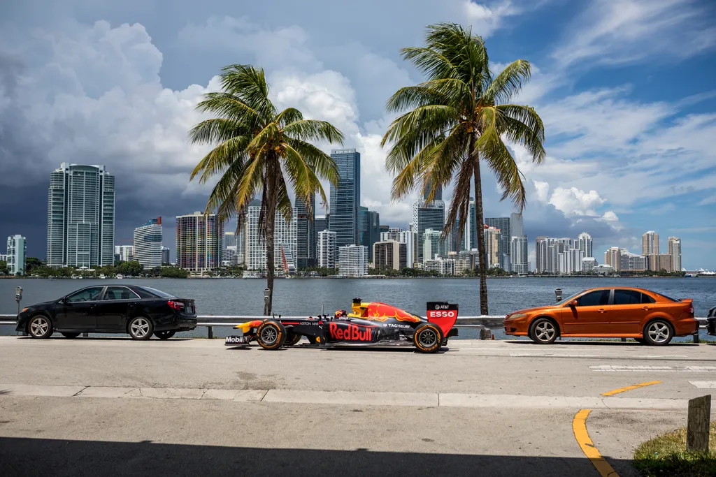 Forma-1, Red Bull Racing USA Road Trip, Miami 