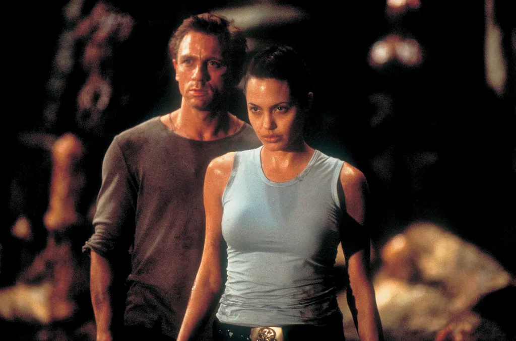 Lara Croft, Tomb Raider (2001) 
Angelina Jolie, Daniel Craig 