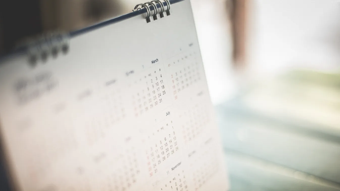 Így érdemes trükközni a szabadnapokkal 2019-ben, hogy sokat pihenhess
naptár, kalendárium 