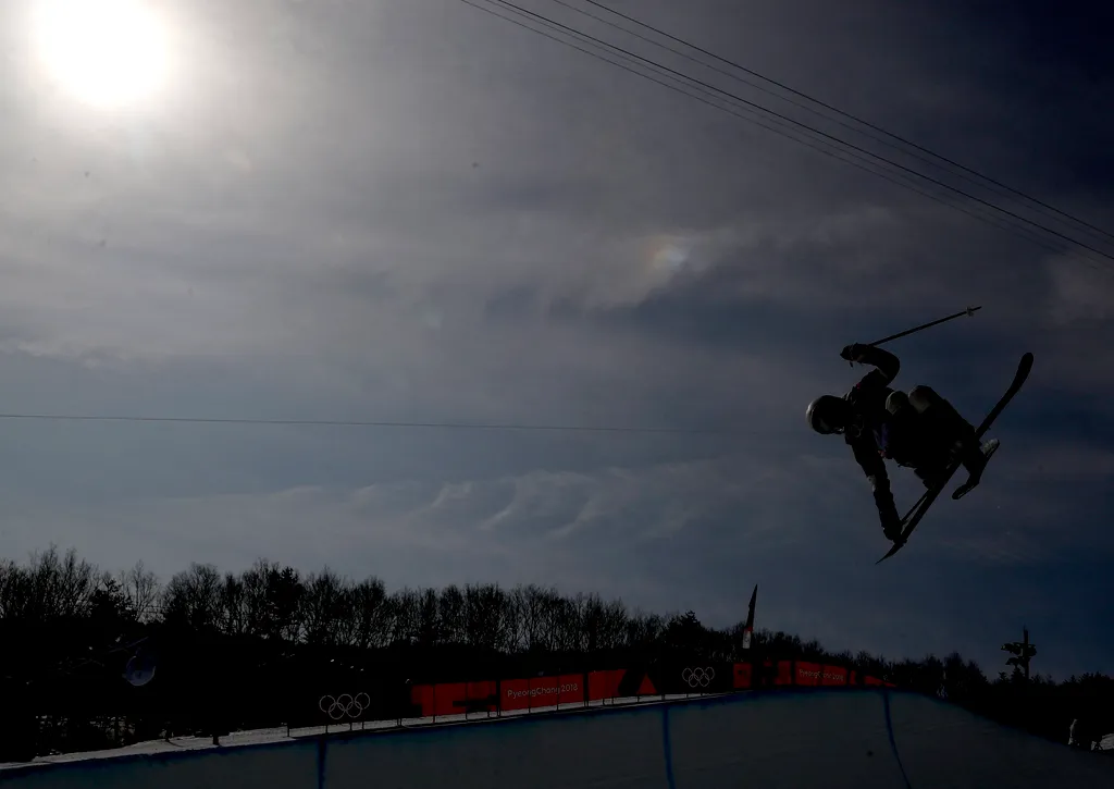 Téli olimpia, hétfő, a tizenegyedik nap képei 