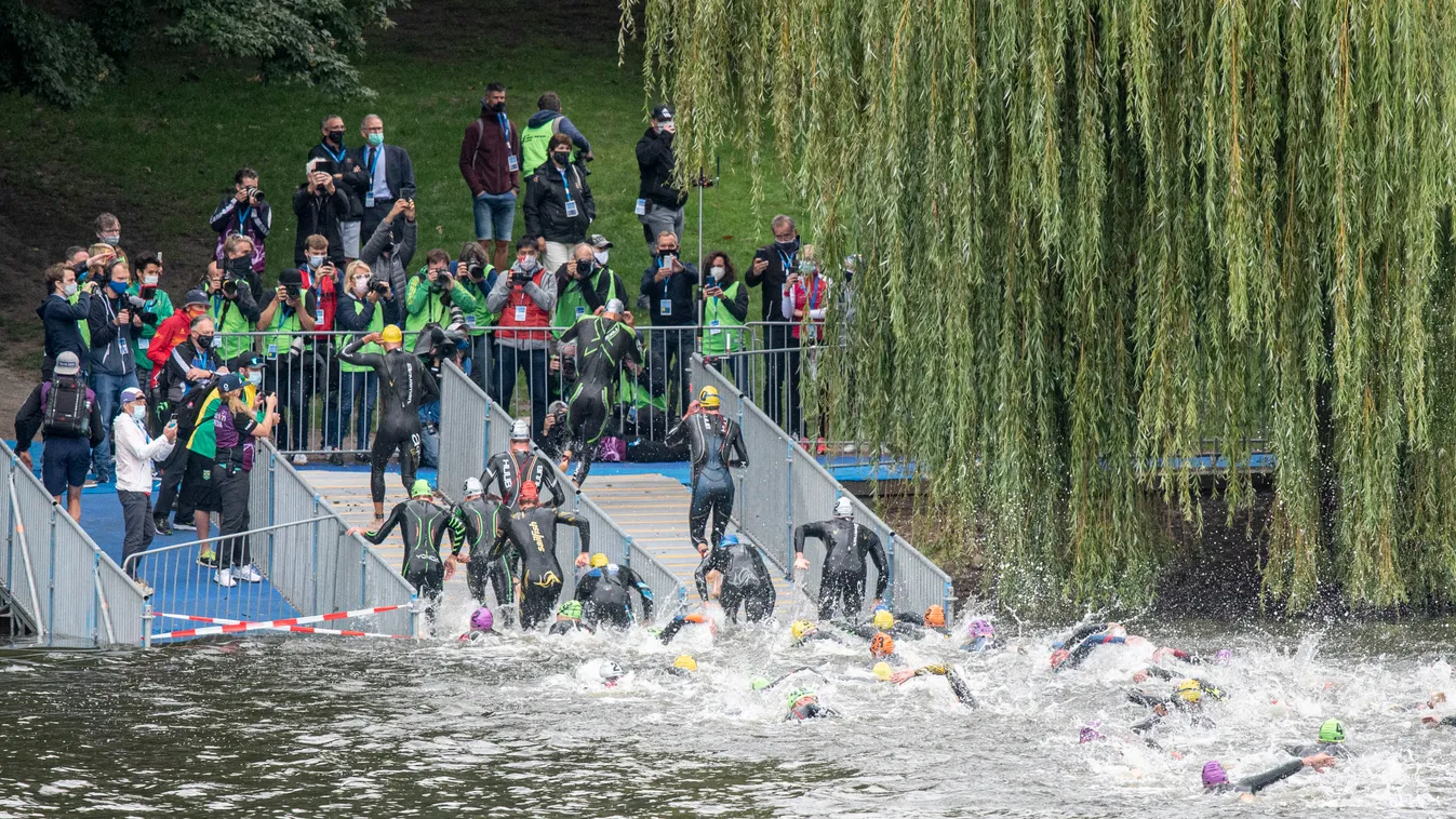 ITU World Triathlon Series - World Championship Sports TRIATHLON World Cup Series 