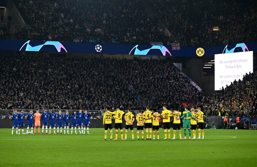 Borussia Dortmund - Chelsea FC Sports First legs BVB soccer Horizontal CHAMPIONS LEAGUE 