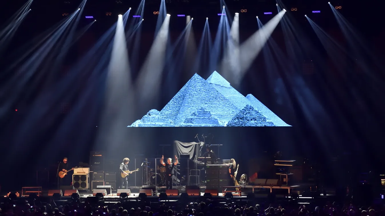 P. Mobil 50 - Jubileumi koncert a Piramis együttes 