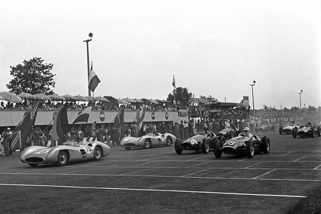 Juan Manuel Fangio, Karl Kling, Alberto Ascari, Stirling Moss, Mercedes, Ferrari, Maserati, Olasz Nagydíj 1954 
