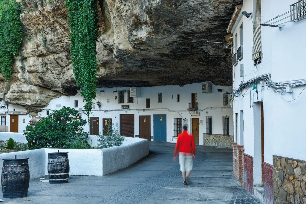 Setenil de las Bodegas 