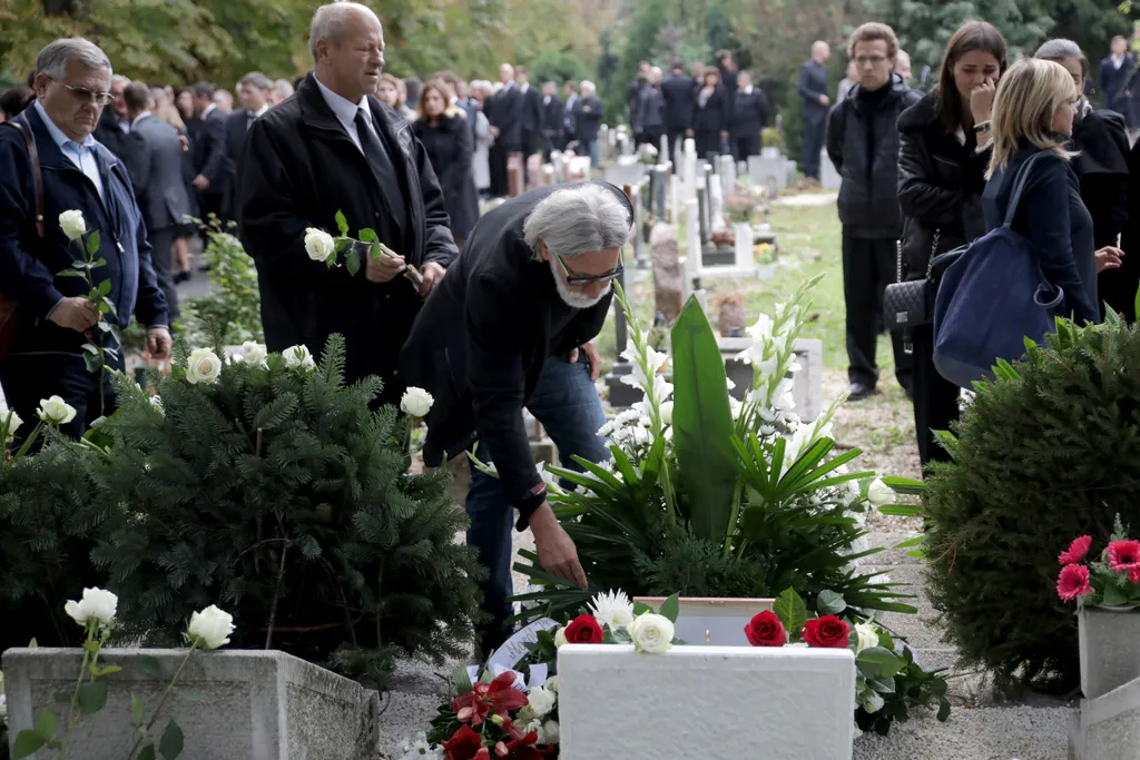 Kulcsár Győző magyar olimpikon temetése a Farkasréti temetőben 