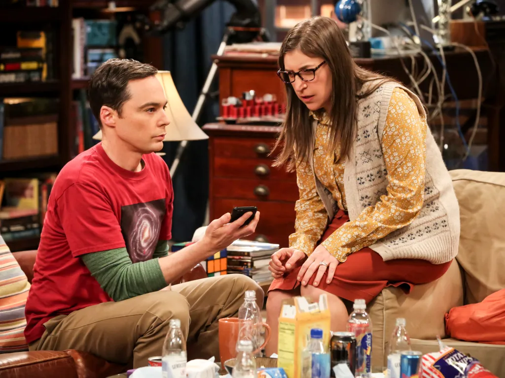 "The Change Constant" - Pictured: Sheldon Cooper (Jim Parsons) and Amy Farrah Fowler (Mayim Bialik). Sheldon and Amy await big news, on the series finale of THE BIG BANG THEORY, Thursday, May 16 (8:00-8:30PM, ET/PT) on the CBS Television Network. Photo: M