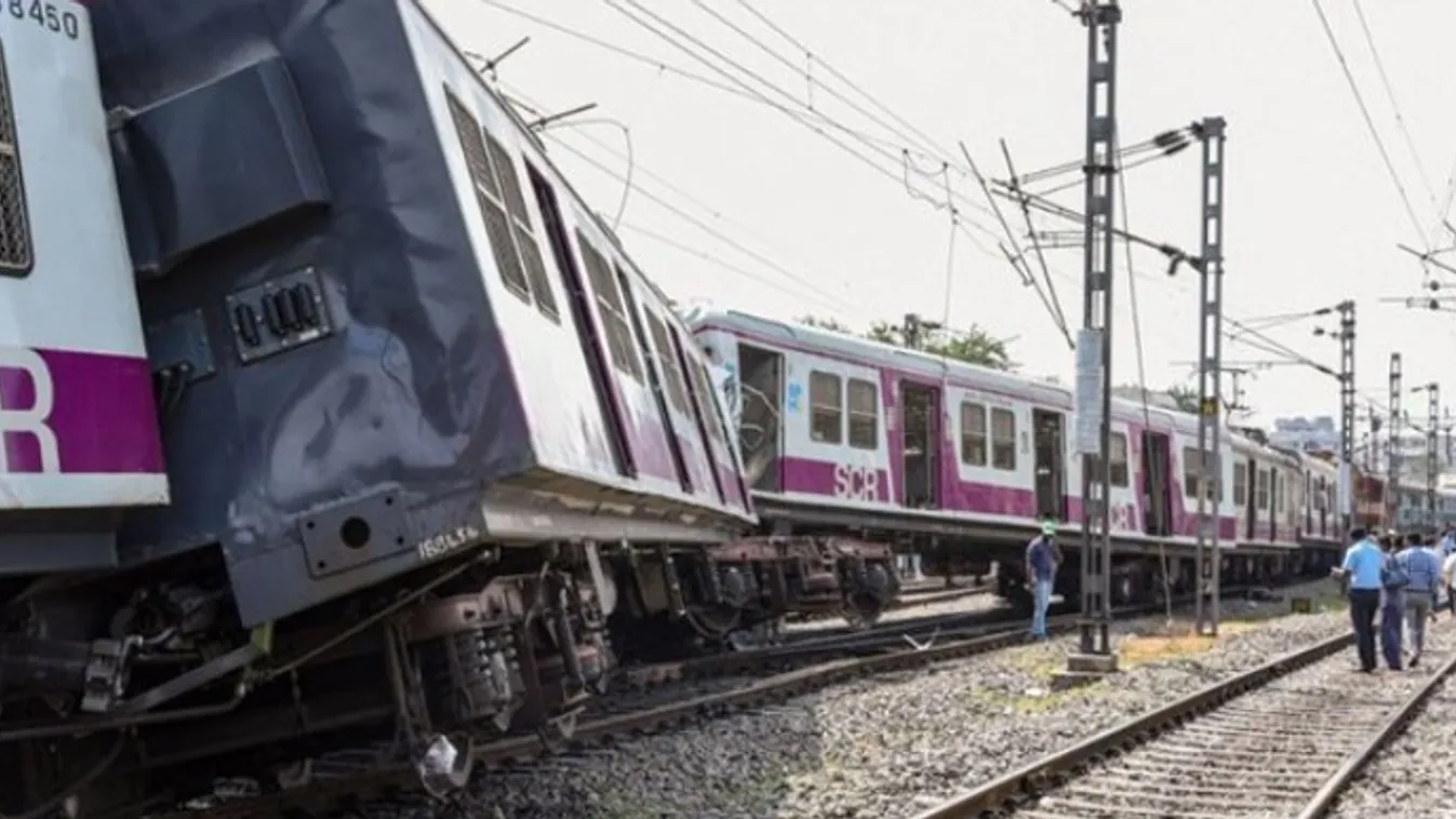 Két vonat ütközött Indiában 