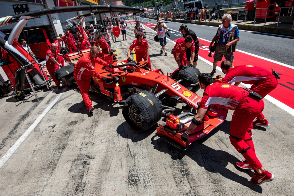 Forma-1, Osztrák Nagydíj, szombat, Sebastian Vettel, Scuderia Ferrari 