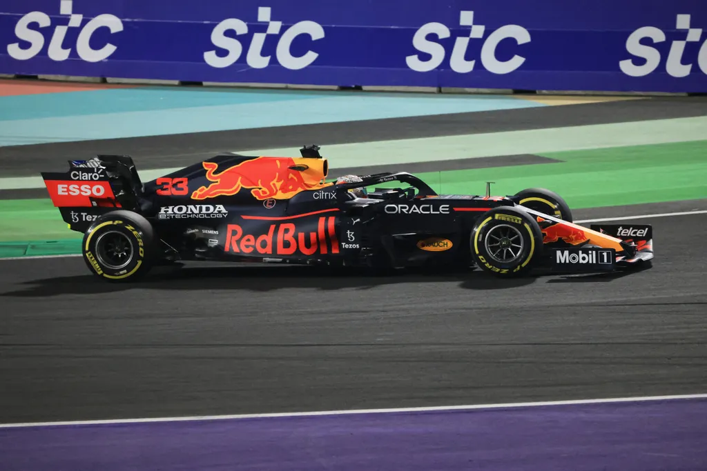 Forma-1, Szaúd-arábiai Nagydíj, Max Verstappen, Red Bull 