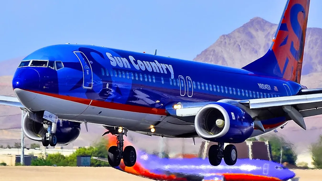 Sun Country Boeing 737 