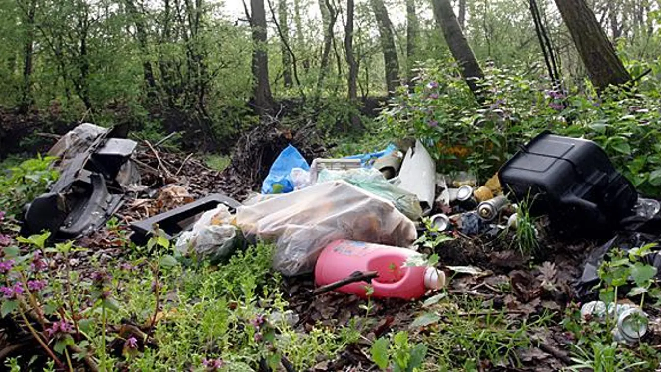 Illegális hulladéklerakó hely Miskolctapolcán, szeméttelep, szemétlerakó 