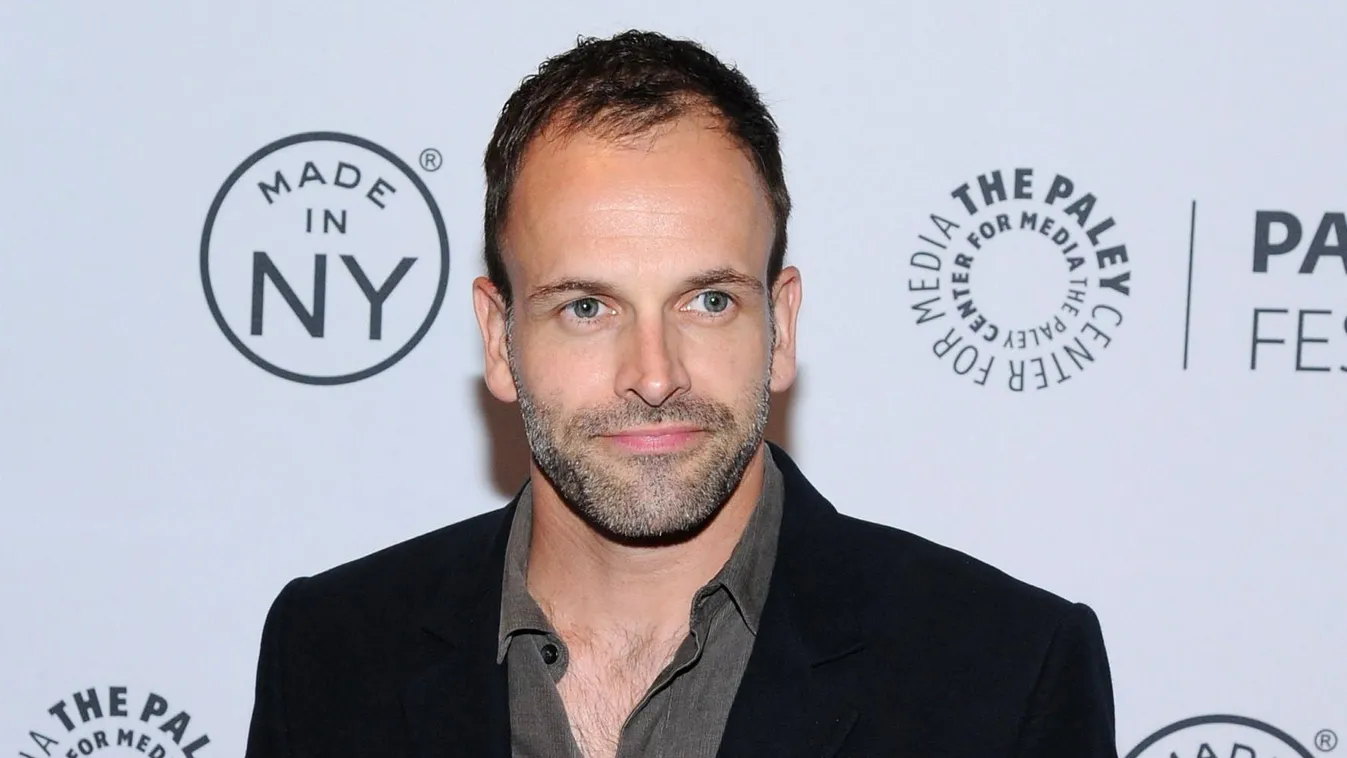 "Elementary" - 2013 PaleyFest: Made In New York GettyImageRank3 BOARD VERTICAL MAKING USA New York City ACTOR Television Show Arts Culture and Entertainment Attending Museum of Television and Radio Jonny Lee Miller William S. Paley Television Festival Ele