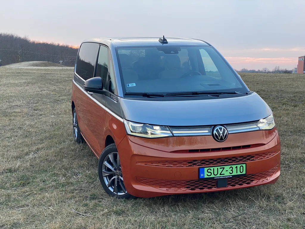 Volkswagen T7 Multivan 1.4 e-TSI teszt (2022) 