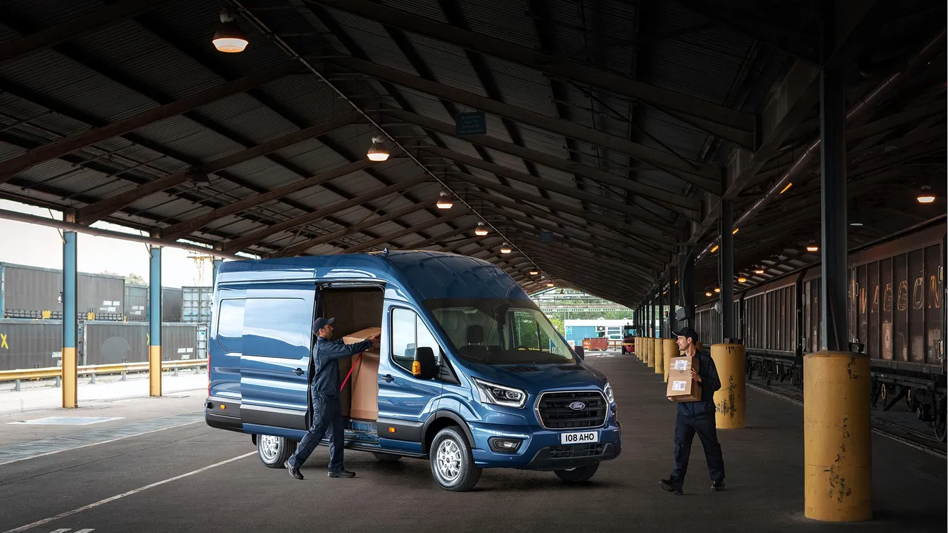 Ford Transit (2019) PHEV és Custom menetpróba gyári képek 