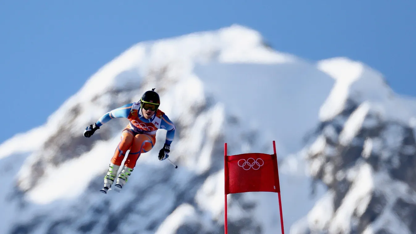 A norvég Kjetil Jansrud a 2014-es szocis téli olimpia alpesisí-versenyei férfi szuperkombinációjának lesiklásában a Krasznaja Poljana-i Roza Hutor Síközpontban 2014. február 14-én. (MTI/EPA/Karl-Josef Hildenbrand) 
