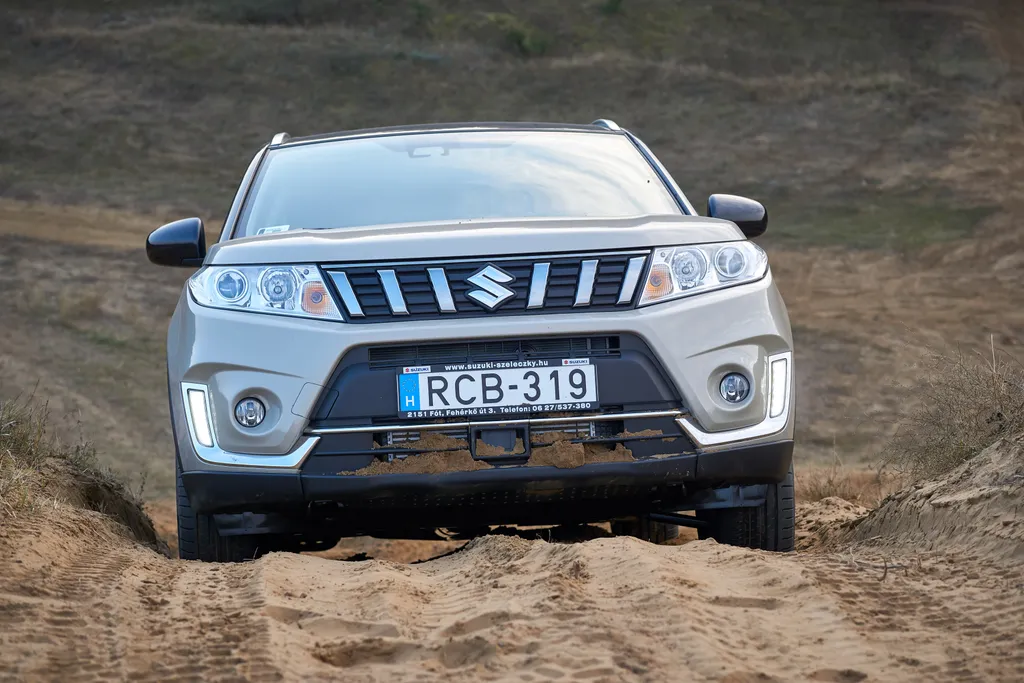 Suzuki Vitara 1.0 4WD teszt (2018) 