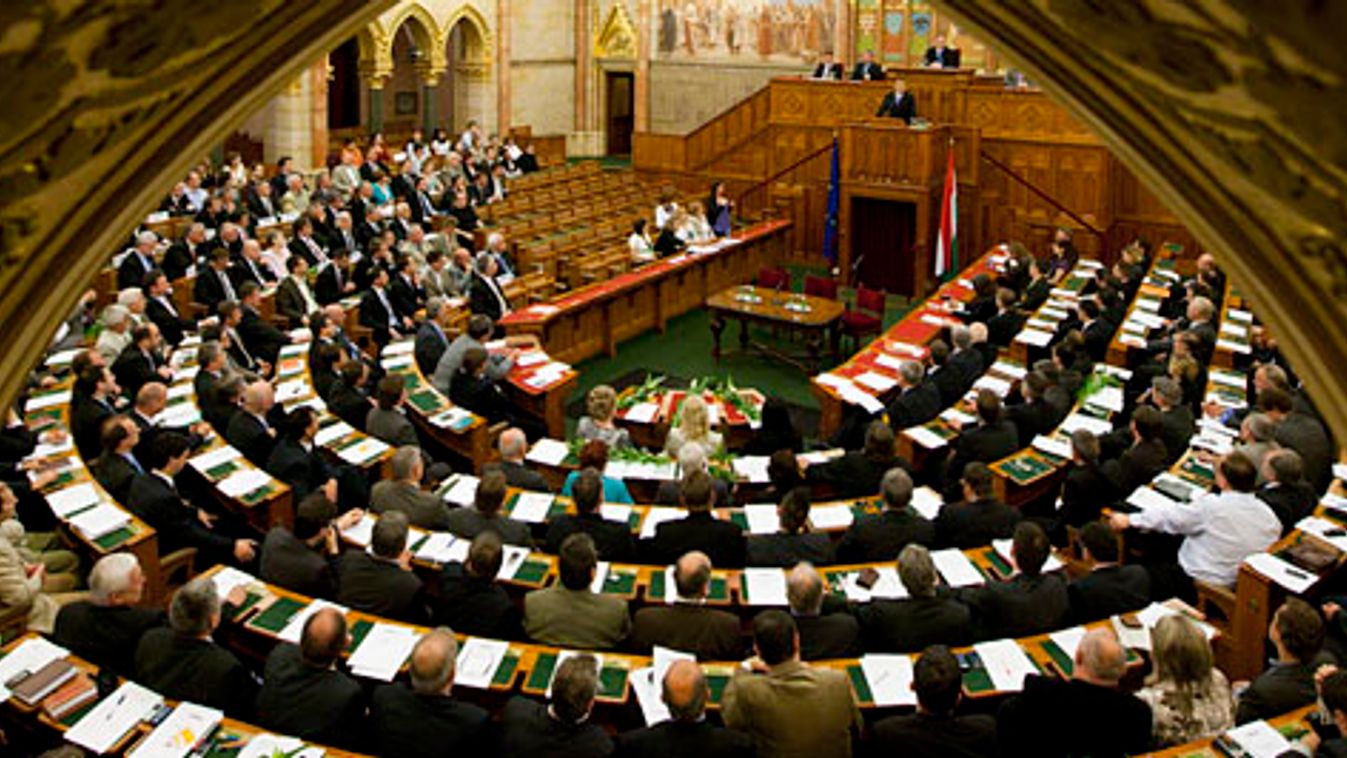 parlament, országgyűlés, ülésterem, képviselő, korkedvezményes képviselői nyugdíj 