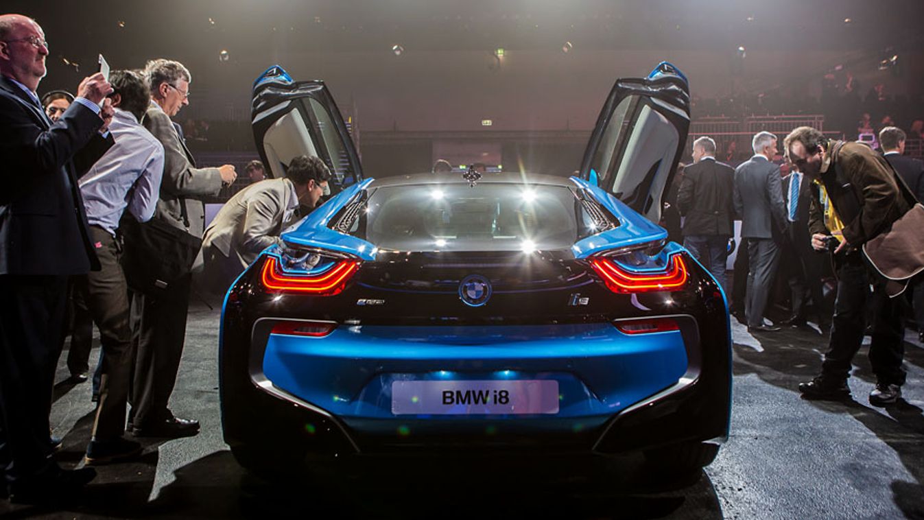 Frankfurti autószalon, BMW i8 bemutató, elektromos sportkocsi