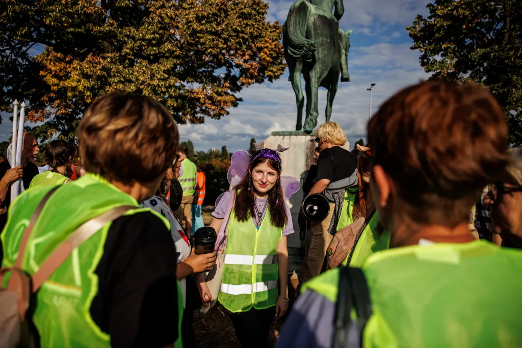 Demokrácia napi tüntetés, Budapest, 2023.09.15. oktatás, tanulás, tanítás, tanító, diák, tanár 