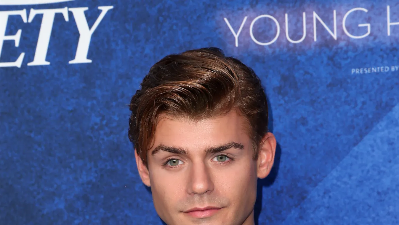 Garrett Clayton 