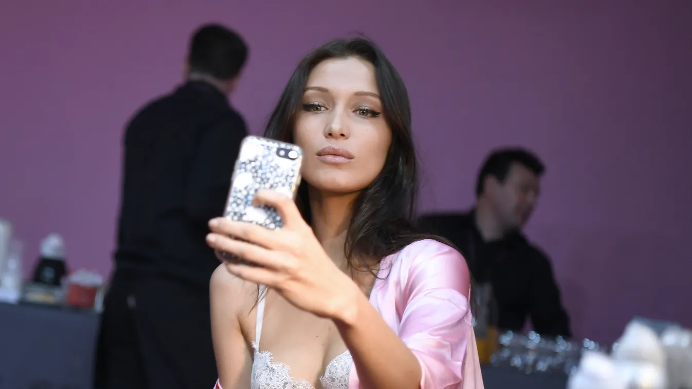 Bella Hadid 