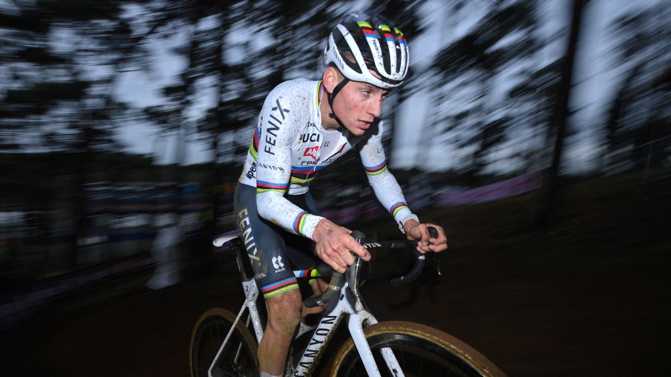 VELDRIJDEN CYCLO-CROSS WERELDBEKER COUPE DU MONDE RACE MANCHE MA cycling Horizontal, Mathieu Van Der Poel 