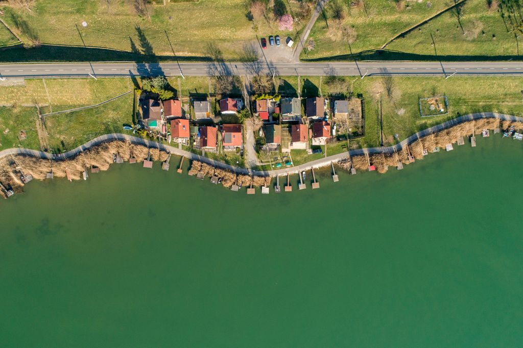 orfűi tórendszer ÉPÜLET felülnézet FOTÓ FOTÓTECHNIKA FOTÓTÉMA légi felvétel NÉZET nyaraló TÁJ tájkép tó tópart 