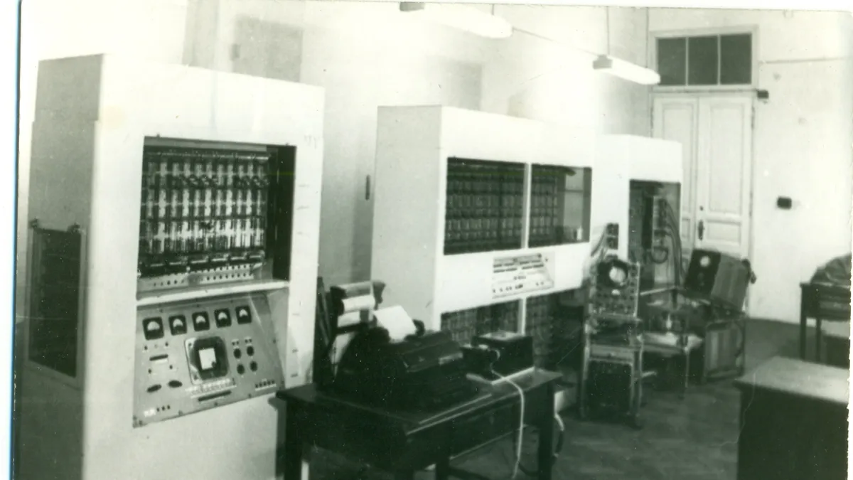 Ma van a Magyar Informatika Napja - ORIGO