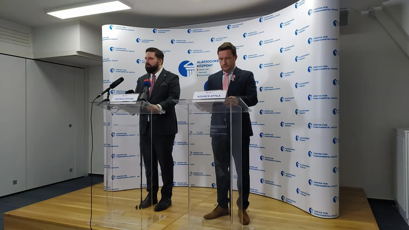 Kovács István és Kovács Attila az Alapjogokért Központ sajtótájékoztatóján 