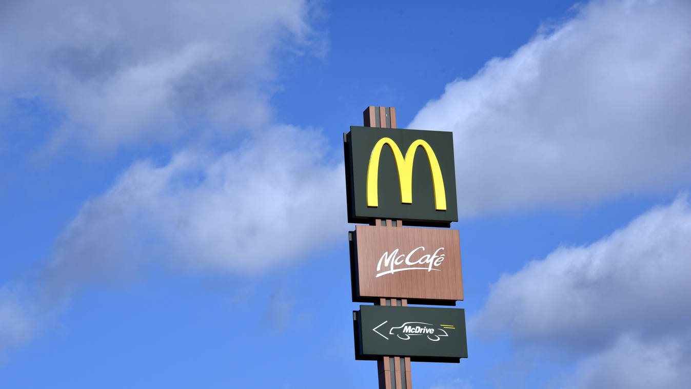 McDonald's, McDrive and McCafe ECONOMY COMMERCE Outdoor shot Branch Lettering LOGO FAST FOOD Brand McDonald McDonalds McCafe McDrive 