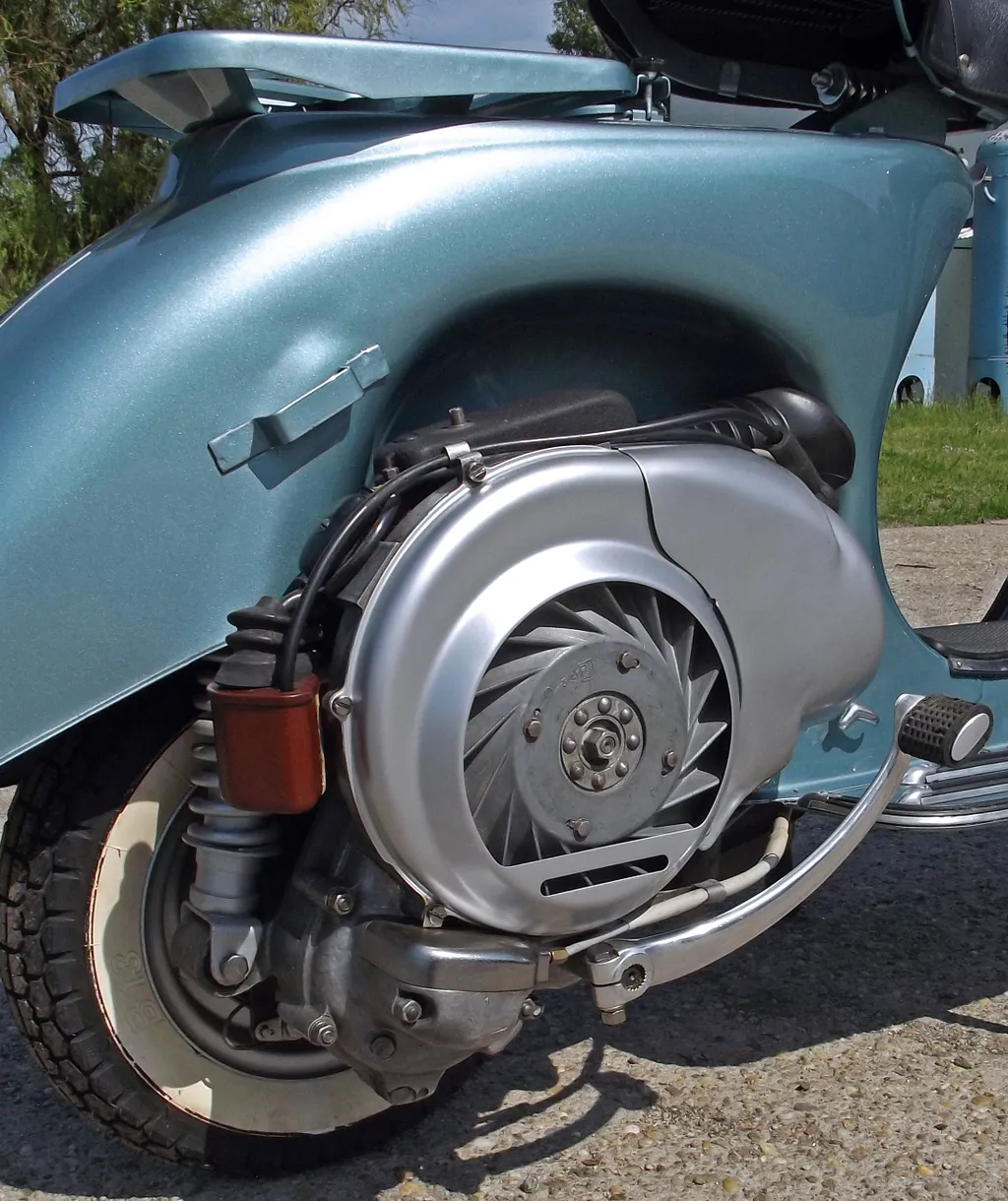 Piaggio Vespa VBB (1961) veteránteszt 