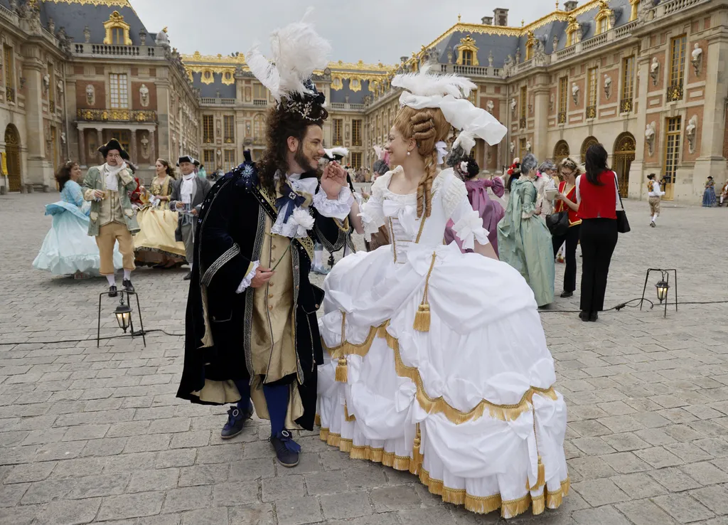 FeTES GALANTES, barokk, királyi, Versailles, hagyományos, bál, rendezvény, kosztüm, történelmi, pompa, jelmezbál, jelmezes 