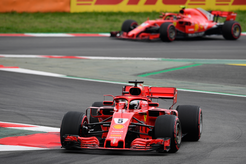 A Forma-1-es Spanyol Nagydíj szombati napja, Sebastian Vettel, Kimi Räikkönen Scuderia Ferrari 