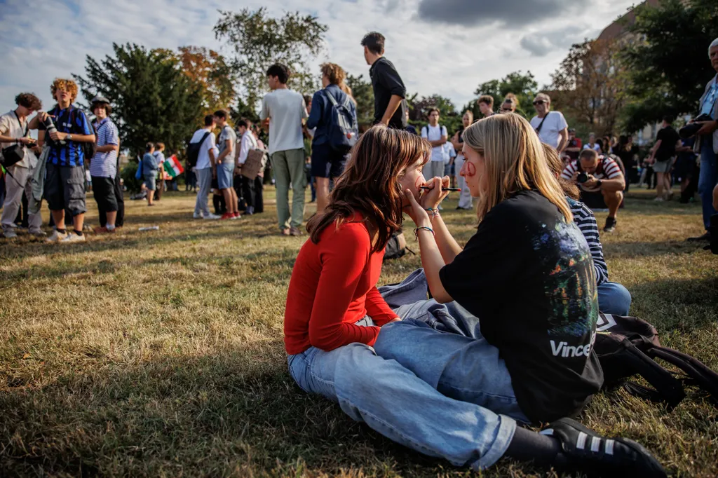 Demokrácia napi tüntetés, Budapest, 2023.09.15. oktatás, tanulás, tanítás, tanító, diák, tanár 