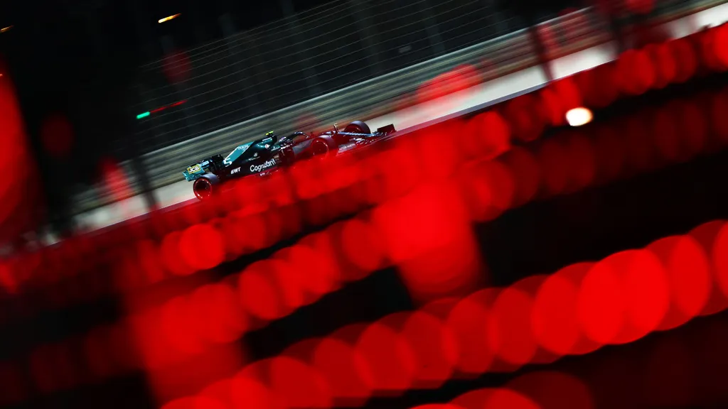 Forma-1, Sebastian Vettel, Aston Martin, Bahreini Nagydíj 2021, péntek 