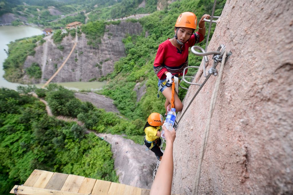 Kína szikla bolt Hunan Pingcsiang 