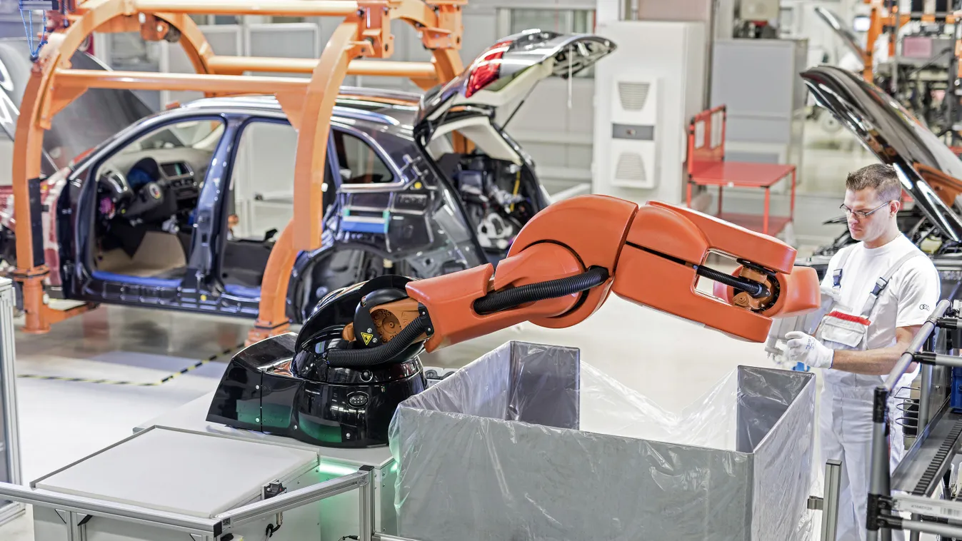 Human-robot cooperation at Audi: At the plant in Ingolstadt, the PART4you robot works hand-in-hand with people – without any safety barriers and ideally adapted to the employees’ working cycles. This innovative technology makes production work easier and 