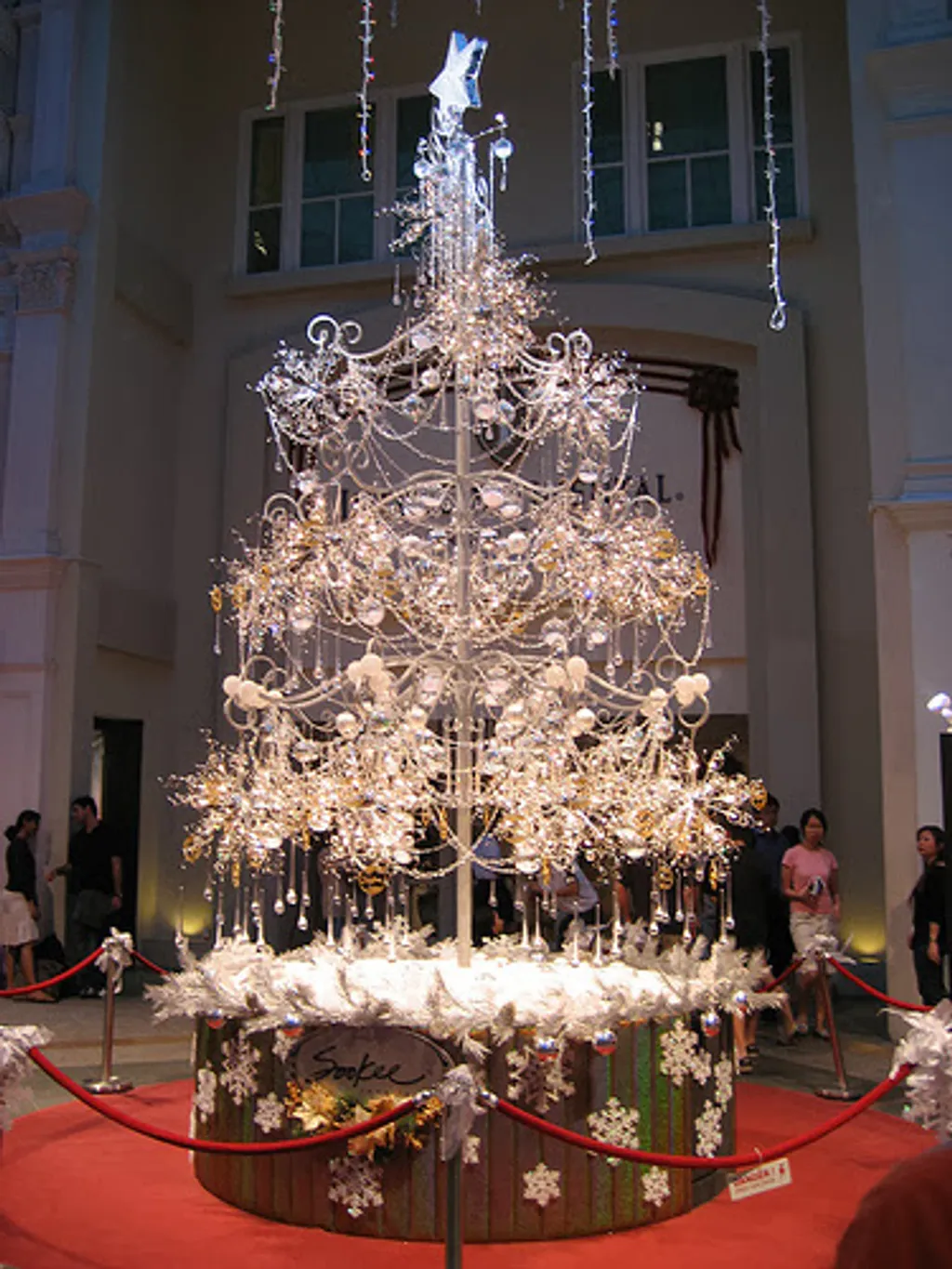 Top 10 legdrágább karácsonyfa  Soo Kee Jewellery Shop Diamond Tree 