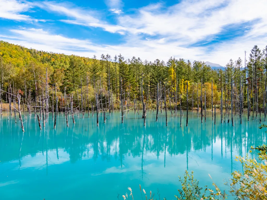 Siragone kék tó Shiragone Blue Pond 